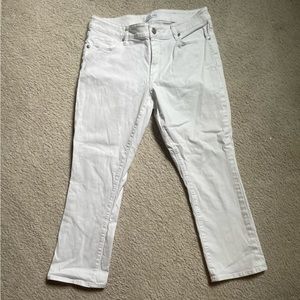 😀 3 for $20 😀 LOFT curvy kick crop, white, size 8